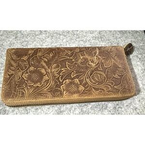 VTG SaWalker Hand Tooled Leather Floral Wristlet purse wallet zip crafted